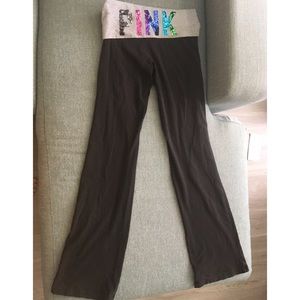 Victoria’s secret yoga pants